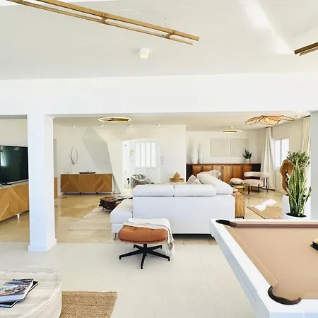 De Luxe, 360m2, 4 Chambres, Vue Mer, Piscine Privée Et Chauffée *
