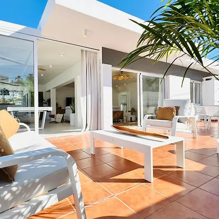 Villa De Luxe, 360m2, 4 Chambres, Vue Mer, Piscine Privée Et Chauffée Puerto de la Cruz (Tenerife)
