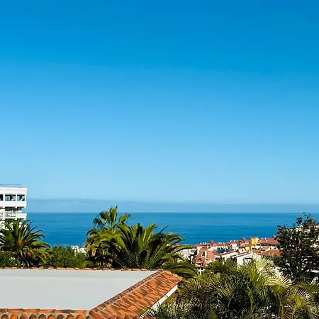 De Luxe, 360m2, 4 Chambres, Vue Mer, Piscine Privee Et Chauffee *