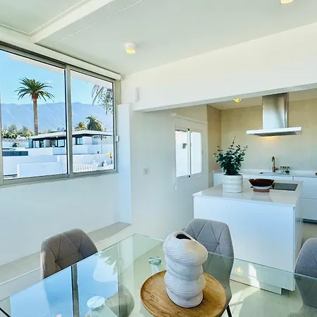 De Luxe, 360m2, 4 Chambres, Vue Mer, Piscine Privée Et Chauffée Puerto de la Cruz (Tenerife)