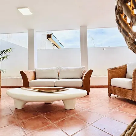Villa De Luxe, 360m2, 4 Chambres, Vue Mer, Piscine Privée Et Chauffée Puerto de la Cruz (Tenerife)