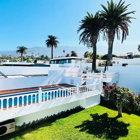 De Luxe, 360m2, 4 Chambres, Vue Mer, Piscine Privée Et Chauffée * Puerto de la Cruz (Tenerife)
